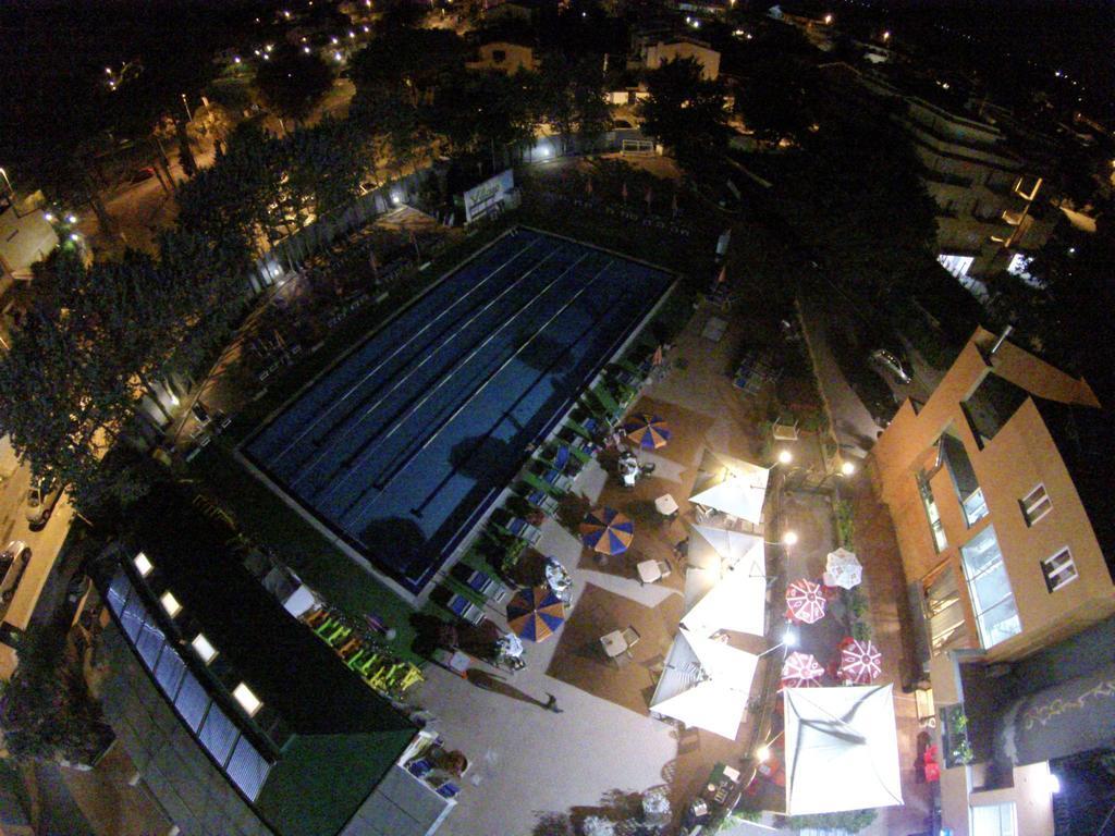 Village Sport Holidays Cerveteri Phòng bức ảnh