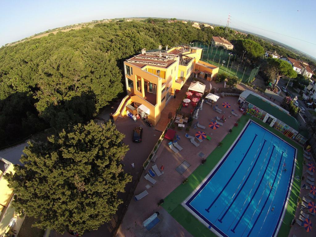 Village Sport Holidays Cerveteri Phòng bức ảnh